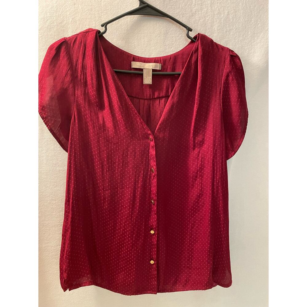 Forever 21 contemporary size S button V-neck maroon light weight blouse